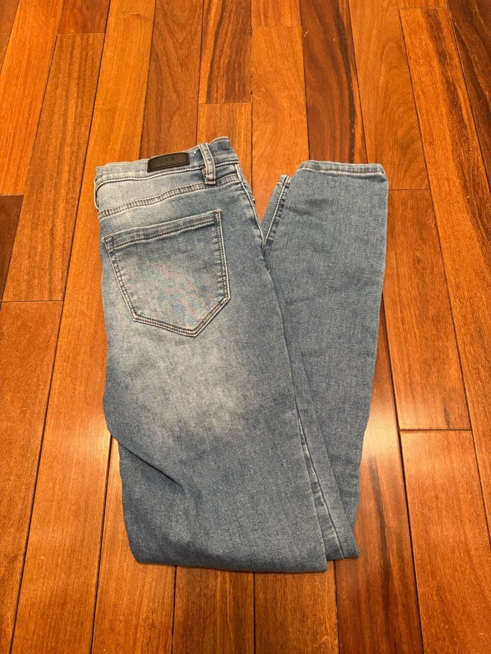 Nicole Miller NY Soho High Rise Ankle Skinny Mid Wash Jeans Size 4